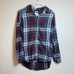 American Eagle Womens Flannel‎ Shirt XS Extra Small Plaid Long Sleeve Button Up